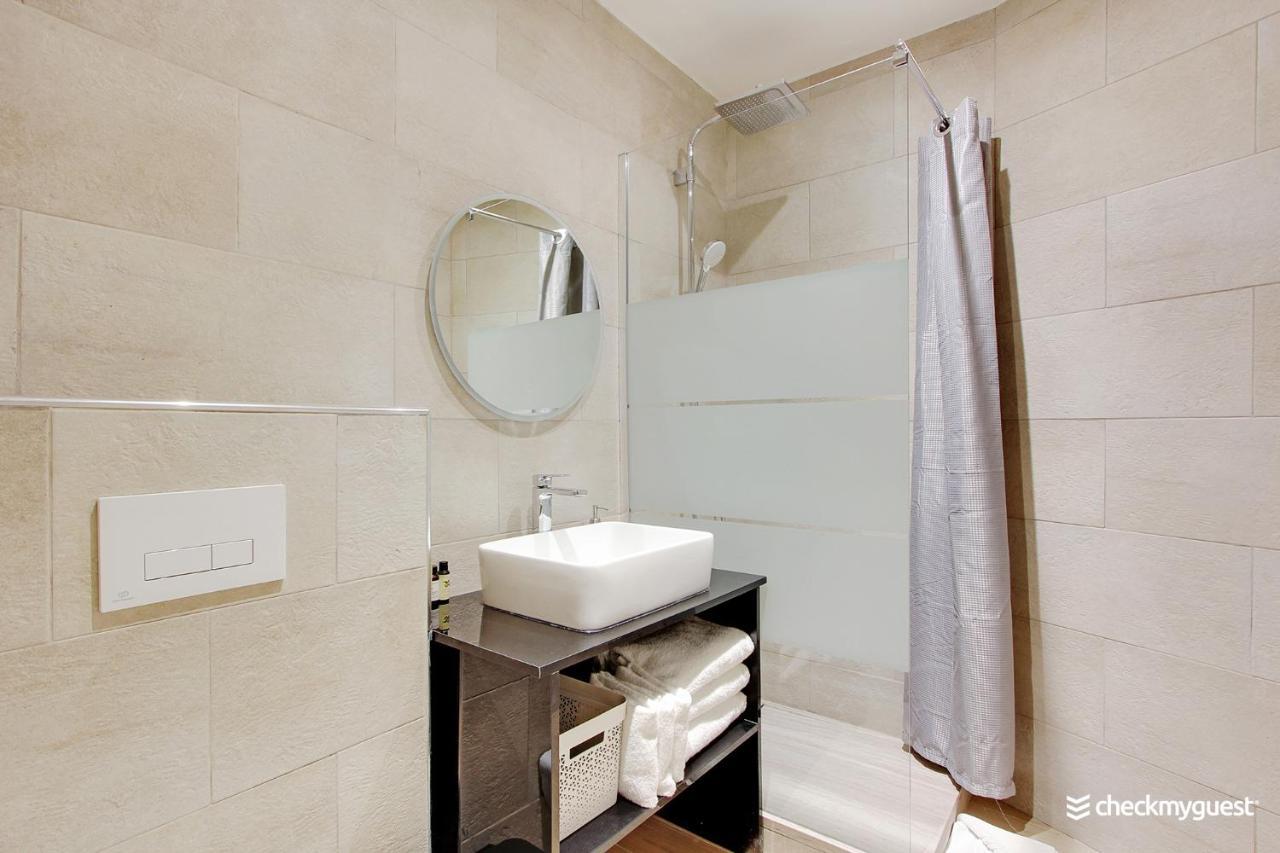 Modern Apartment - 1Br-4P - Le Marais パリ エクステリア 写真